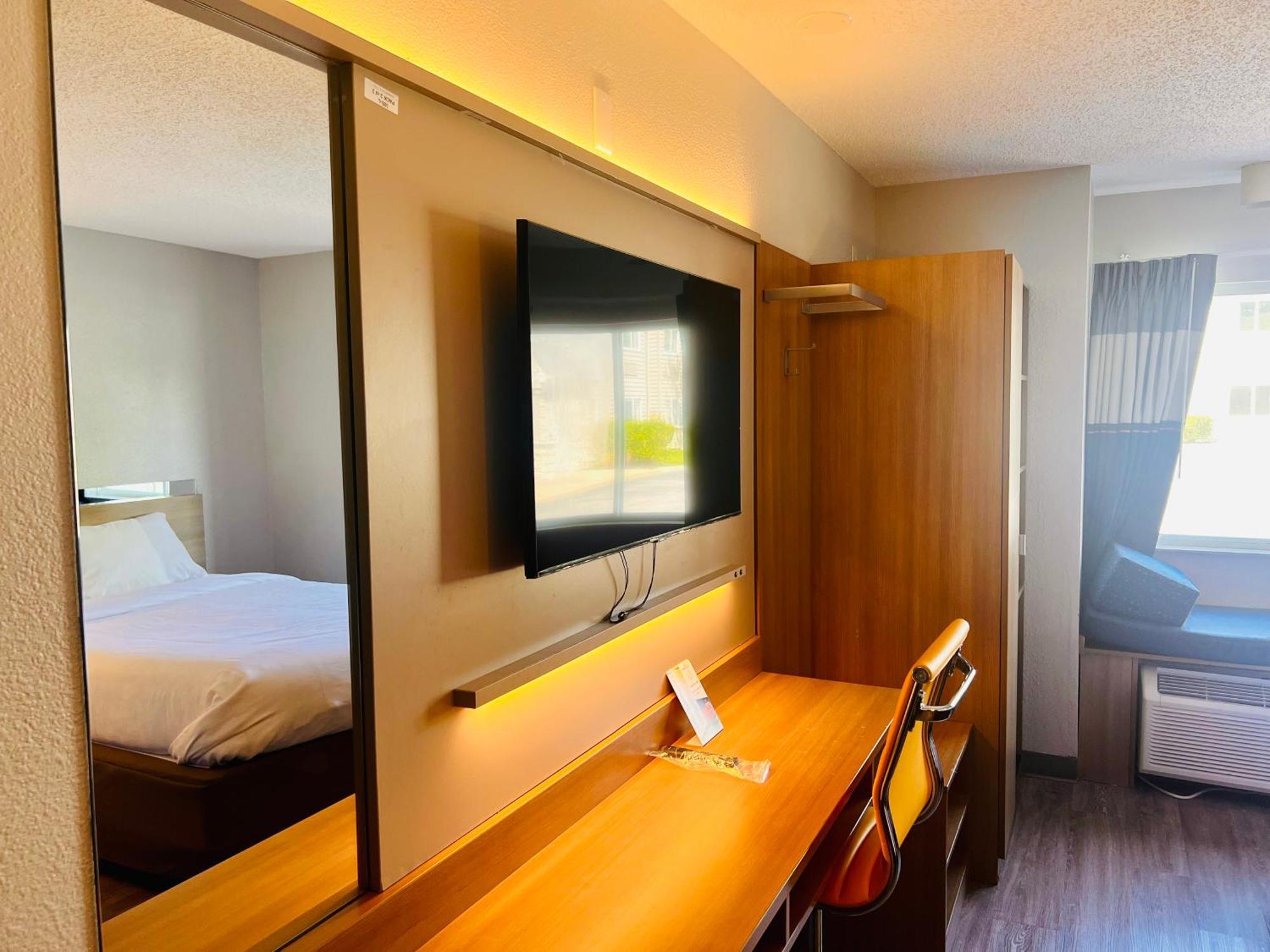 Microtel Inn By Wyndham Lexington Exterior photo