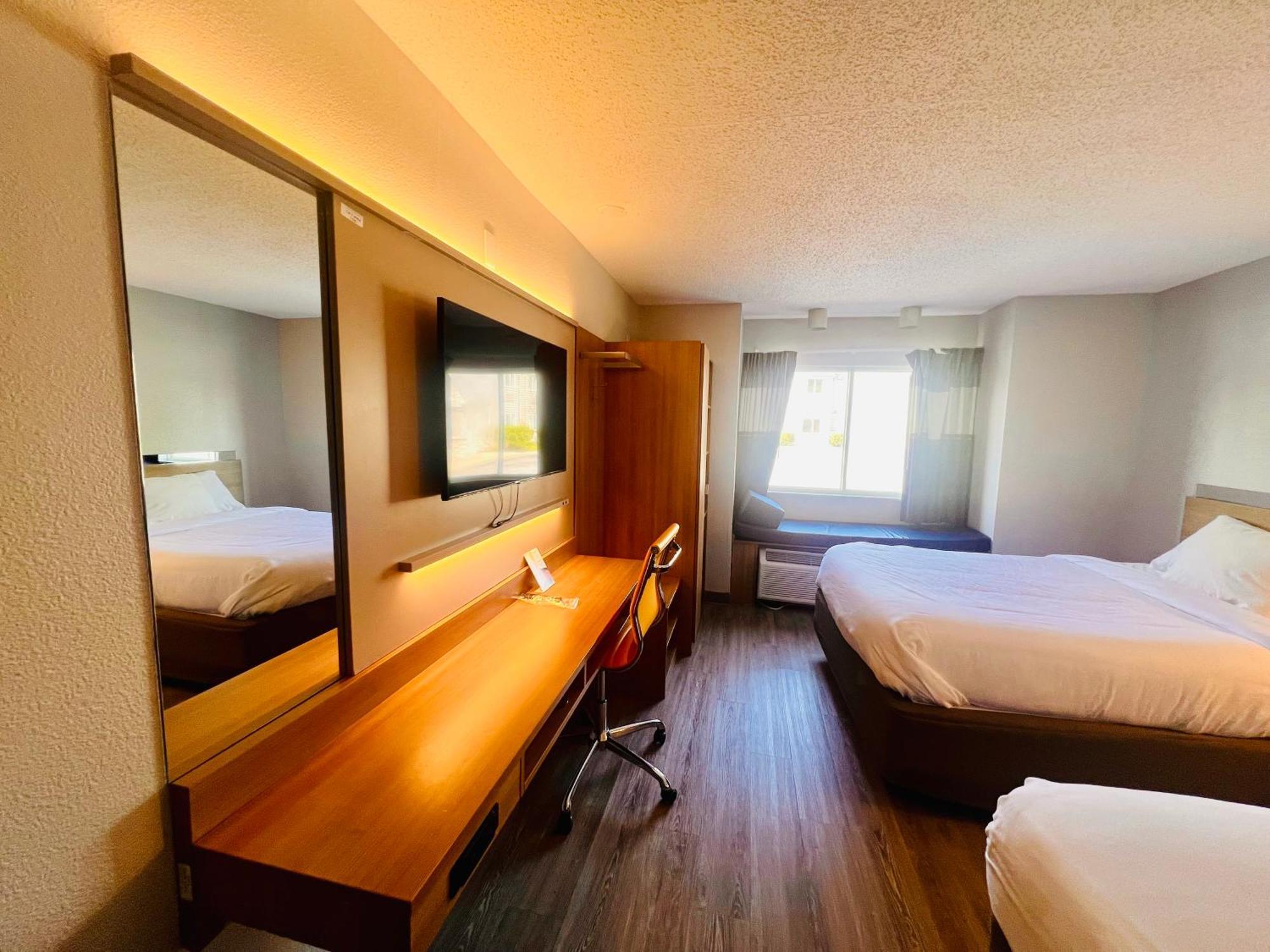 Microtel Inn By Wyndham Lexington Exterior photo